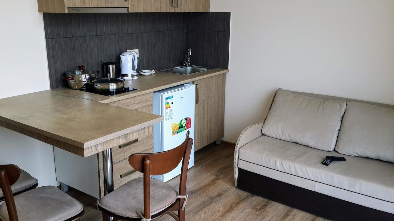 Blossom Hotel Батуми Экстерьер фото