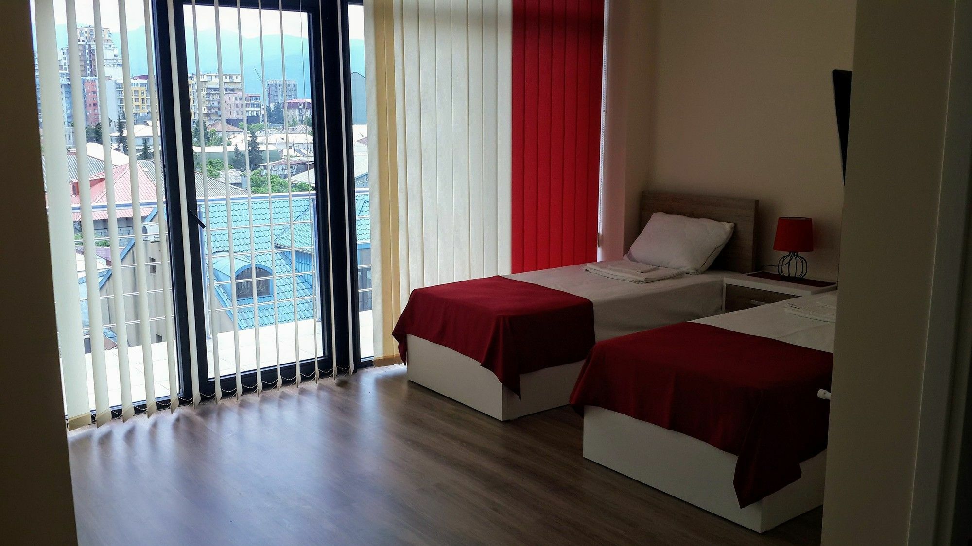 Blossom Hotel Батуми Экстерьер фото