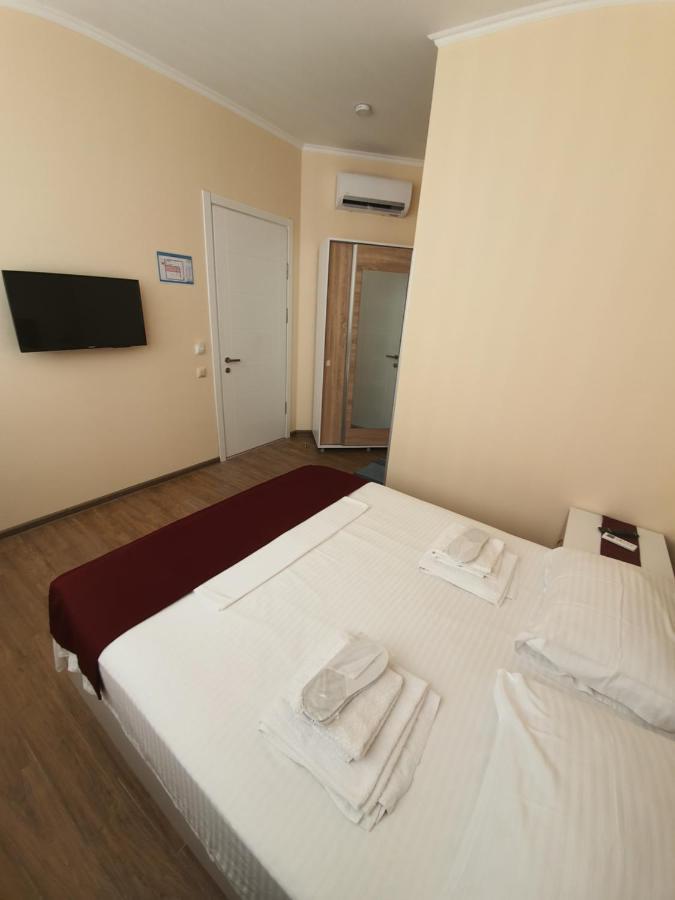 Blossom Hotel Батуми Экстерьер фото