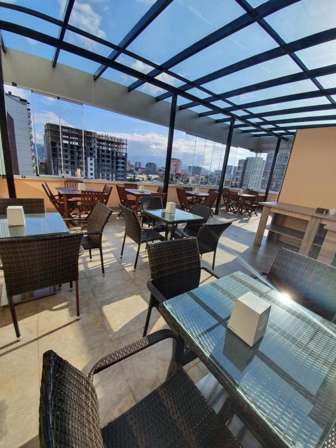 Blossom Hotel Батуми Экстерьер фото